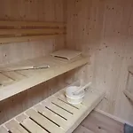Sauerzapf Mit Saunabereich 16 Personen * בראונלאגה